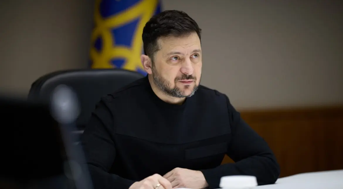 Зеленский снова заявил, что Украину пытаются склонить к сдаче Донбасса Зеленский